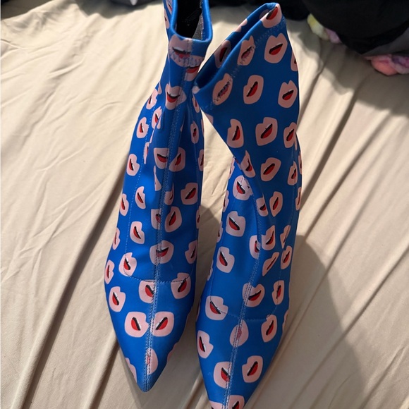 Zara Blue Graphic Print Pointed Toe Ankle Boots – EU 37 (US 6.5–7) - Picture 7 of 9